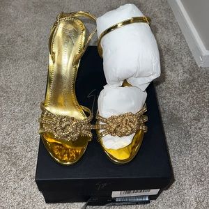 NEW GIUESSPE ZANOTTI gold sandals size 38